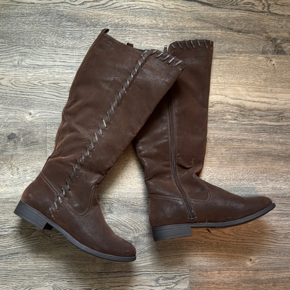 Nicole Brown Heeled Boots Suede Style